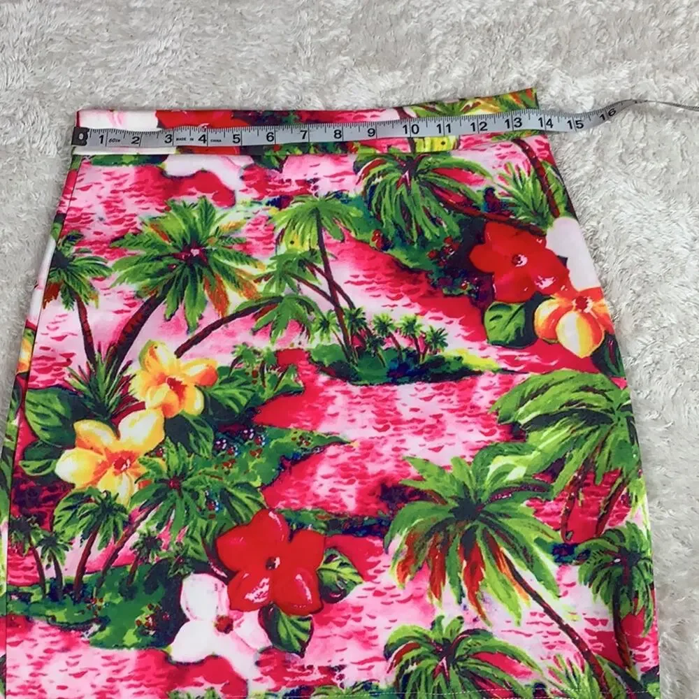 Nameless Hawaiian print bodycon‎ mini skirt, Large